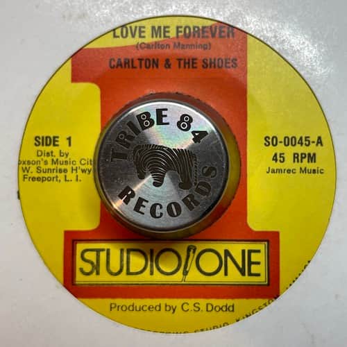 Carlton And The Shoes – Love Me Forever