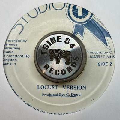 Leonard Dillon - Locust picture 2