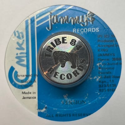 Gregory Isaacs - Take A Look picture 2