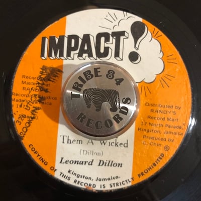 Leonard Dillon - Them A Wickedpicture