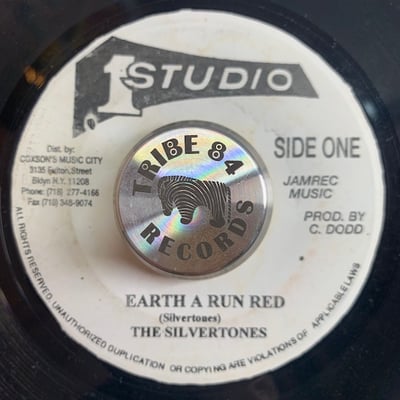 The Silvertones - Earth A Run Redpicture