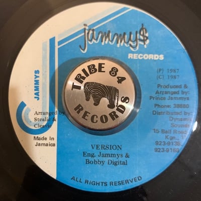 Johnny Clarke - Here I Come Again picture 2
