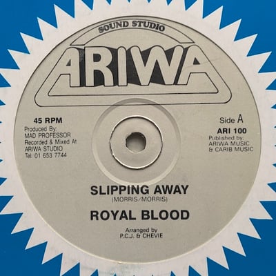 Royal Blood - Slipping Away picture 2
