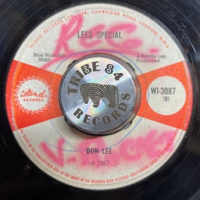 The Uniques, D. Tony Lee - Never Let Me Go / Lee's Special picture 2