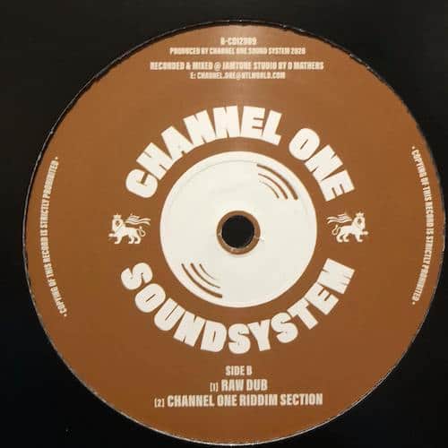 Nya Azania – On A Stand