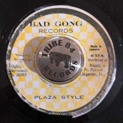 The Mighty Diamonds - Let Jah Sun Shine picture 2