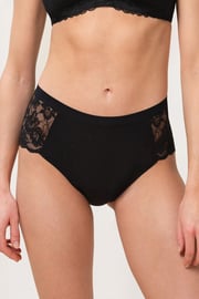 Menstruatieslip Triumph Independent Freedom voor hevige menstruatie Menstruatieslip Triumph Independent Freedom voor hevige menstruatie