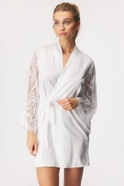 Elegantna jutranja halja Bride Elegantna jutranja halja Bride