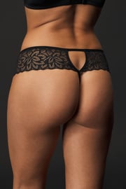 Tanga seducator Jillian