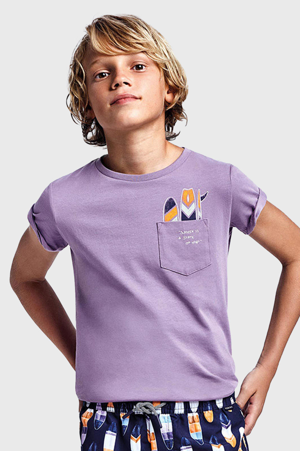 Κοντομάνικη μπλούζα για αγόρια Mayoral Grape μωβ | Astratex.gr