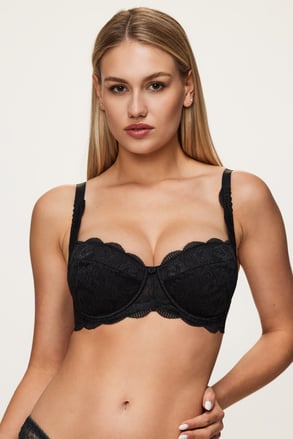 Sutien Latina întărit cu pernițe detașabile Sutien Latina întărit cu pernițe detașabile