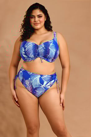 Bikini Elomi Maluku Island