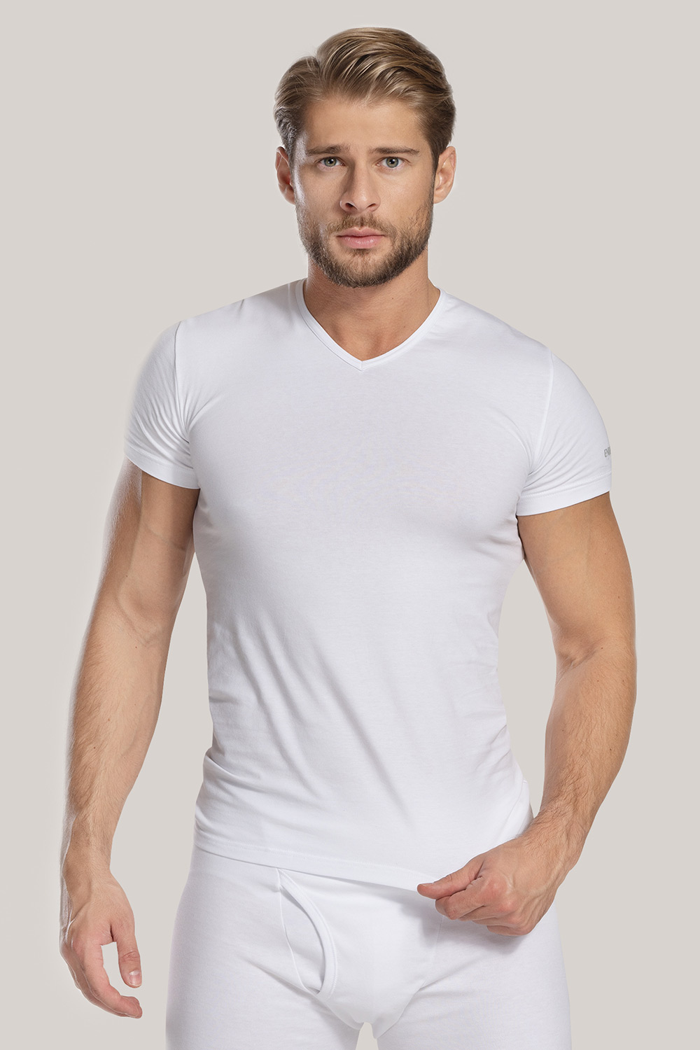 Ανδρικό μπλουζάκι V neck λευκό | Astratex.gr