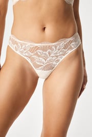 Tanga Kavi