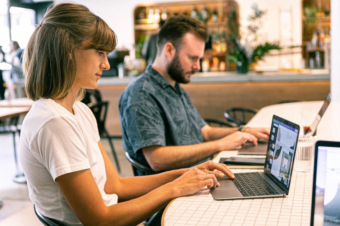 pexels-canva-studio-3194519.jpg