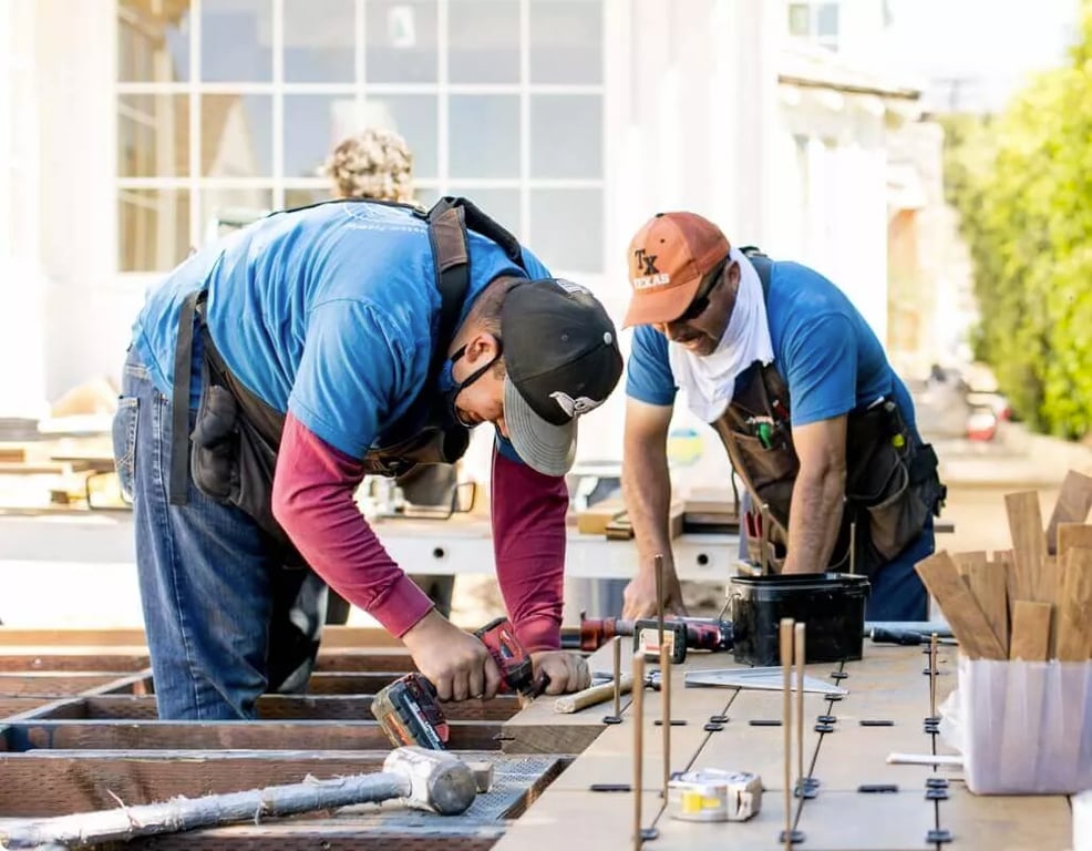 construction-workers-buddy-punching-1.png