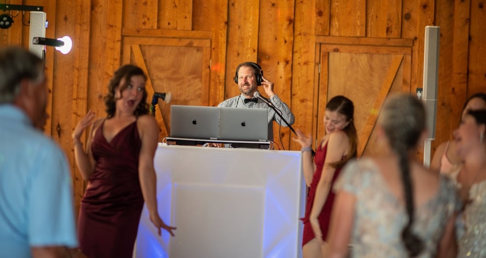 Nathan Watchman DJ performing
