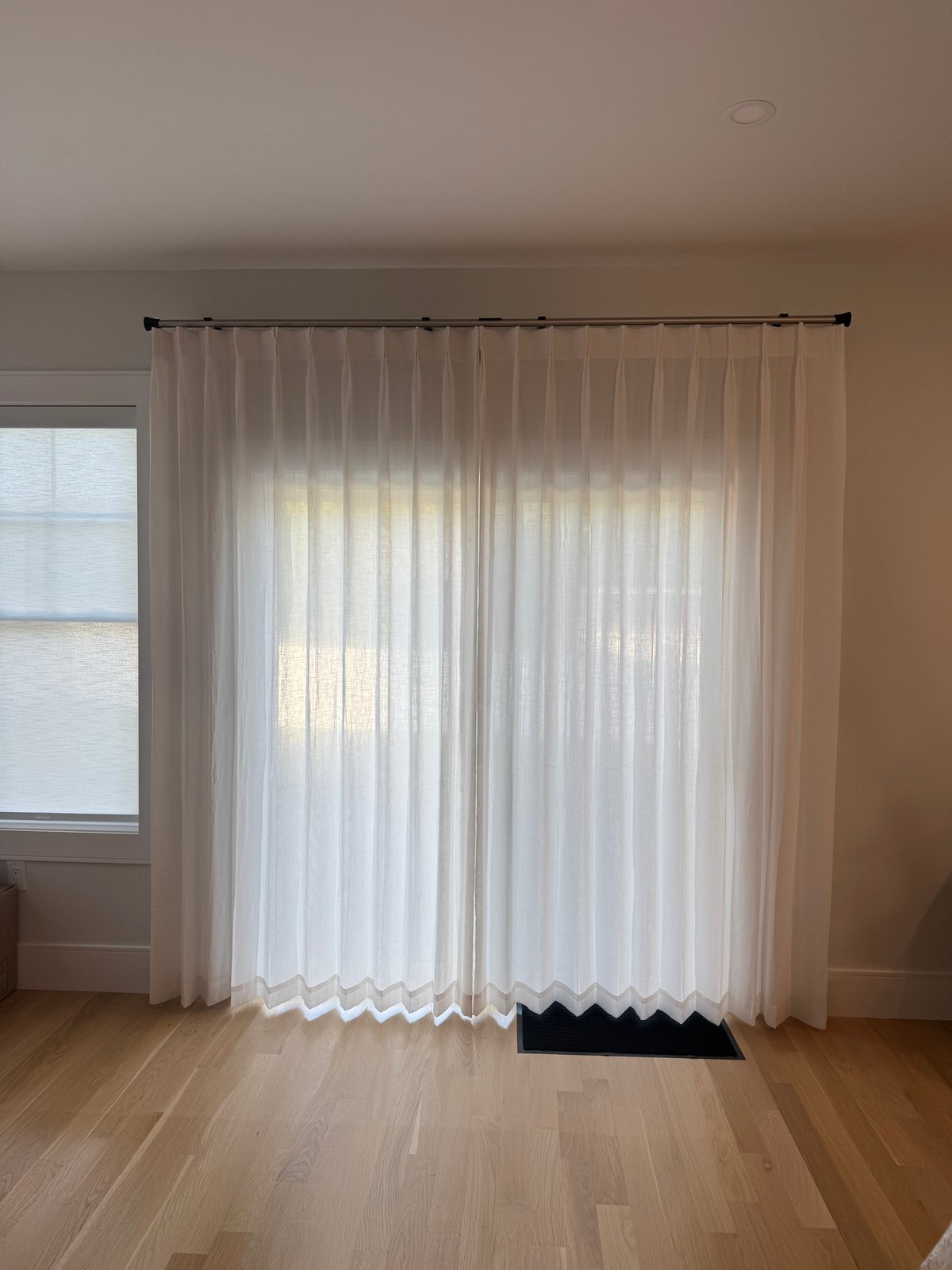 Kalia Sheer-Living room — view 3