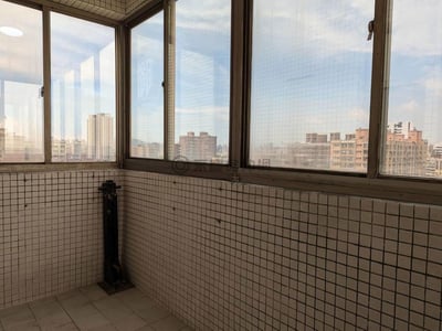 南京新富邊間三面採光 3+1房.室內近30坪 照片 7