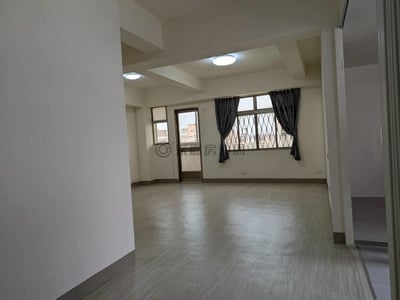 南京新富邊間三面採光 3+1房.室內近30坪 照片 5