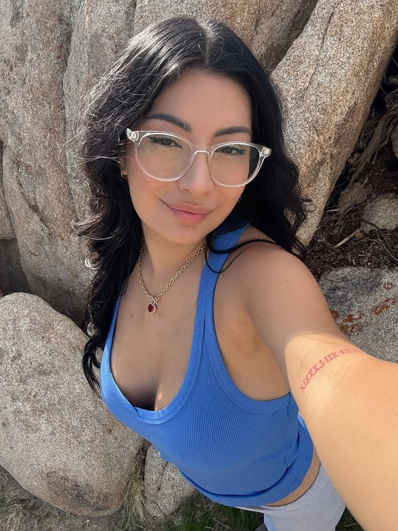 Cami Strella🥵💦