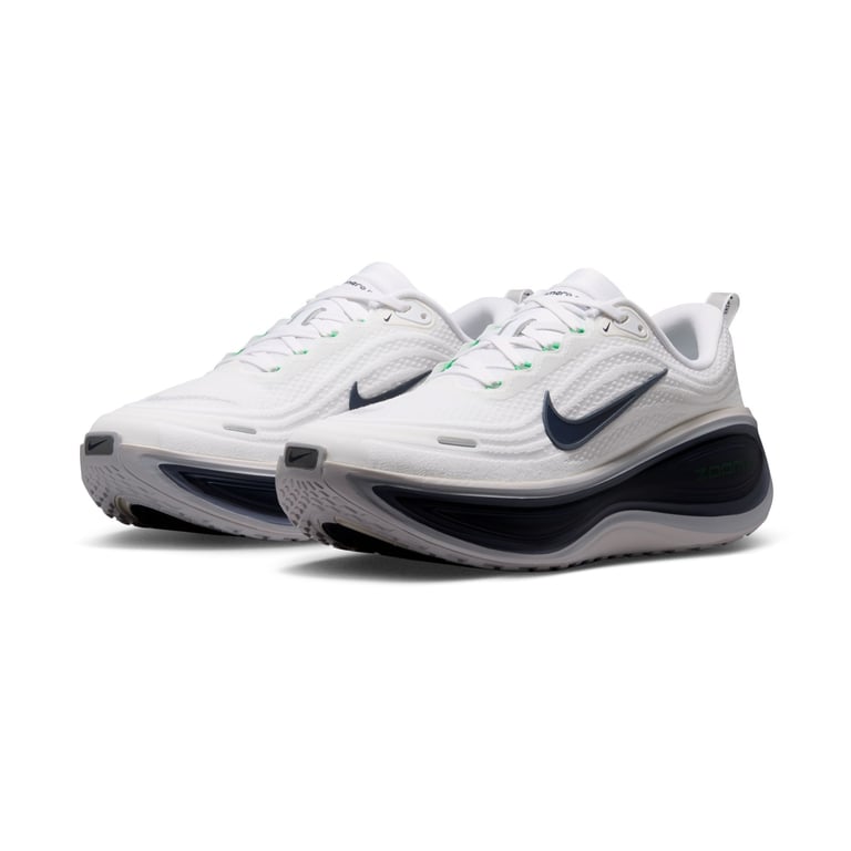 Кроссовки Nike Vomero Plus