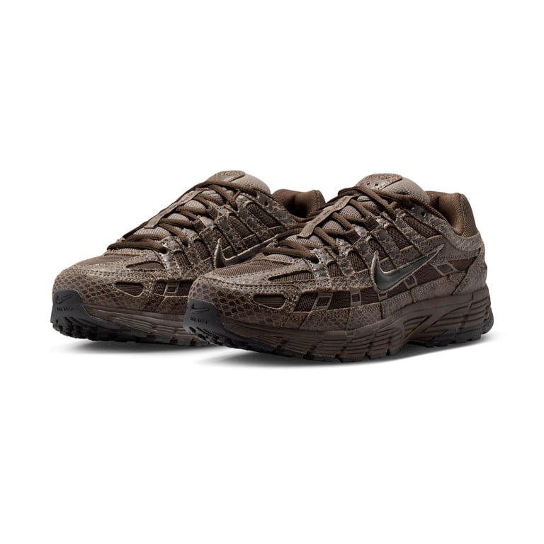 Кроссовки Nike P-6000 SE