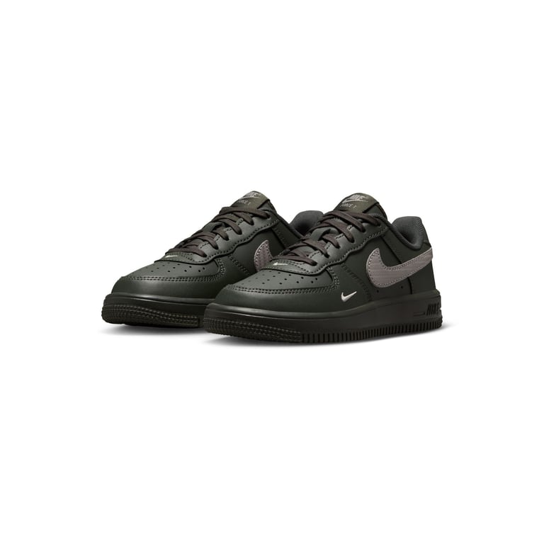 Кеды Nike Force 1 Tech Essential
