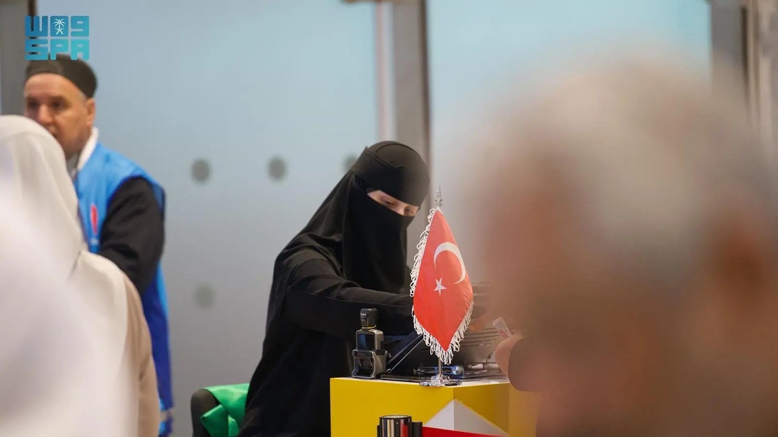 صورة من الألبوم