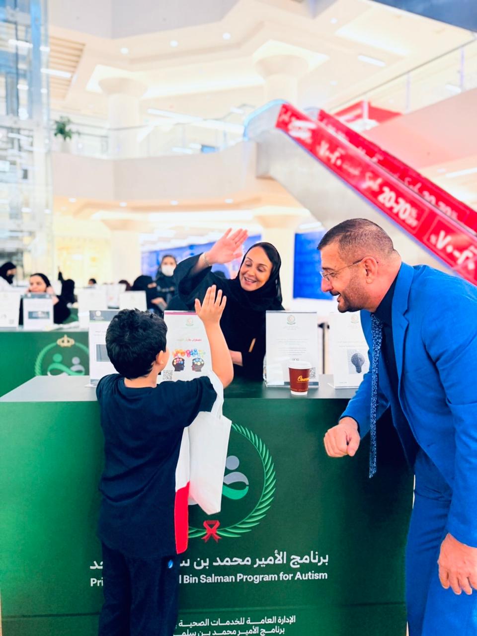 صورة من الألبوم