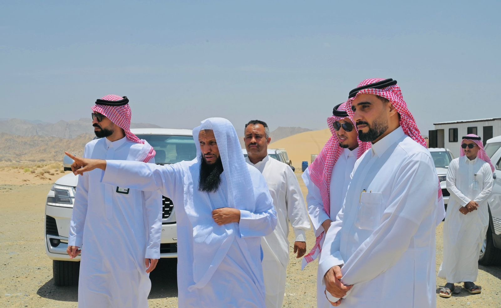 صورة من الألبوم
