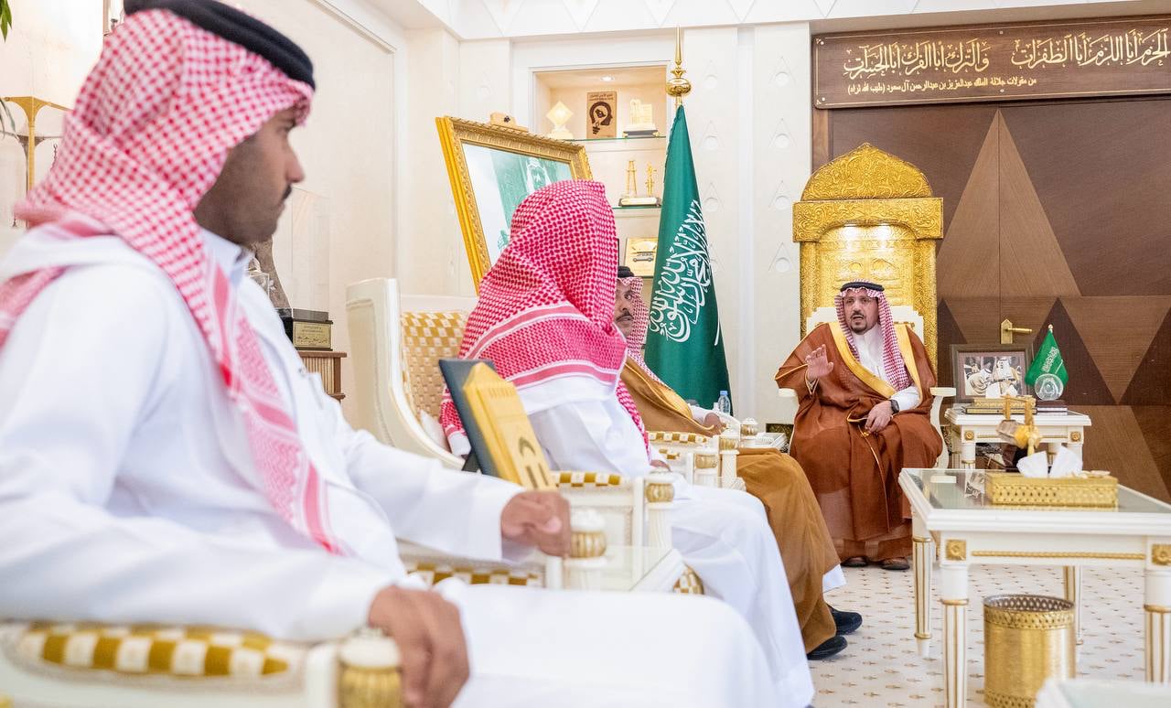 صورة من الألبوم