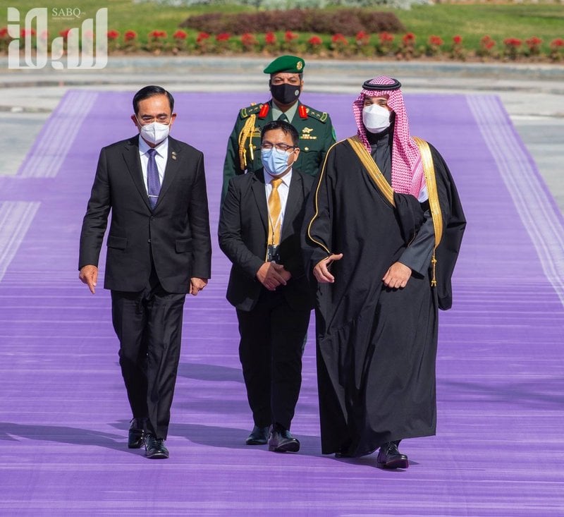 ?دعوة من ولي العهد لرئيس