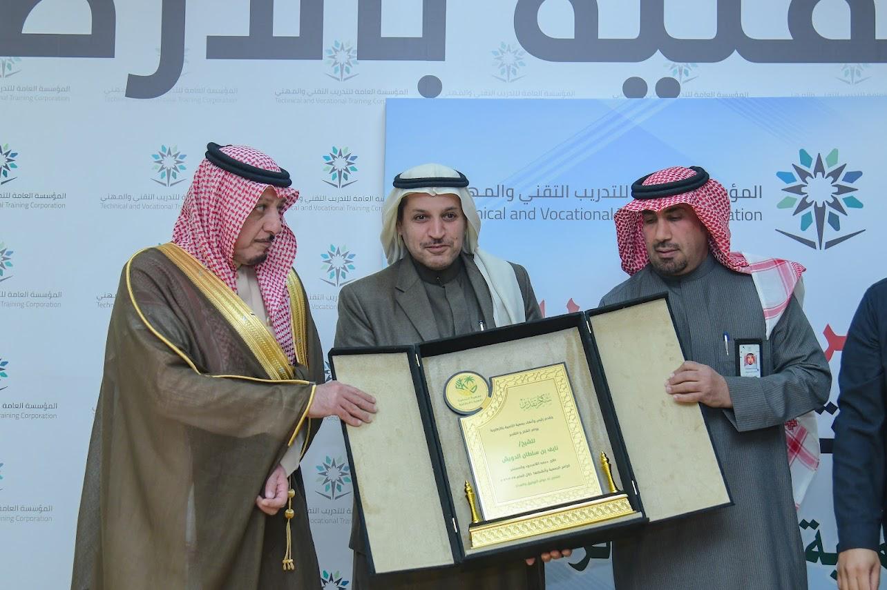 صورة من الألبوم