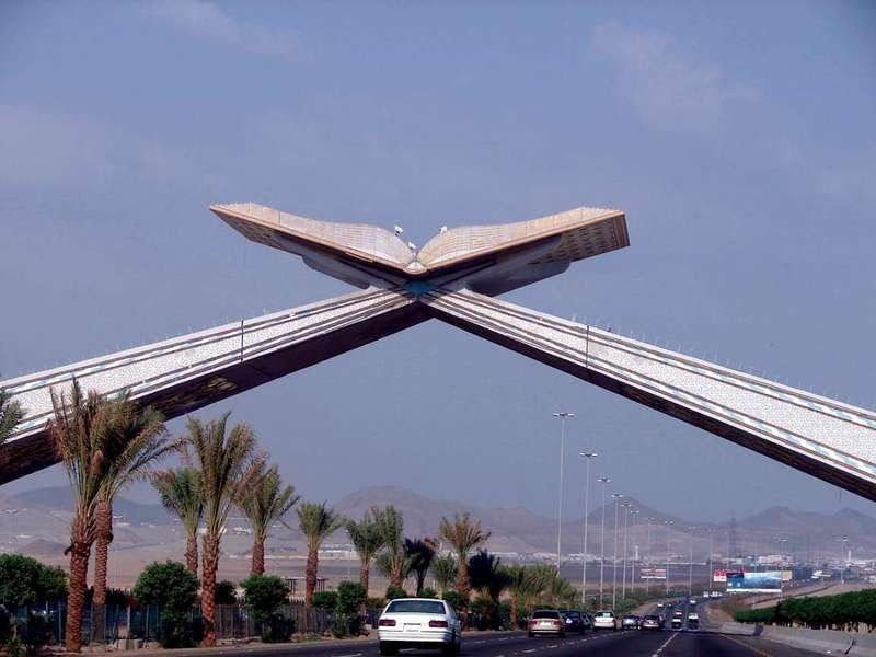 ?قارات الدولة وأمانة مكة يبدن