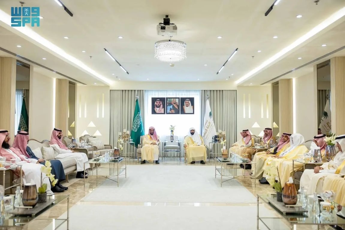 صورة من الألبوم