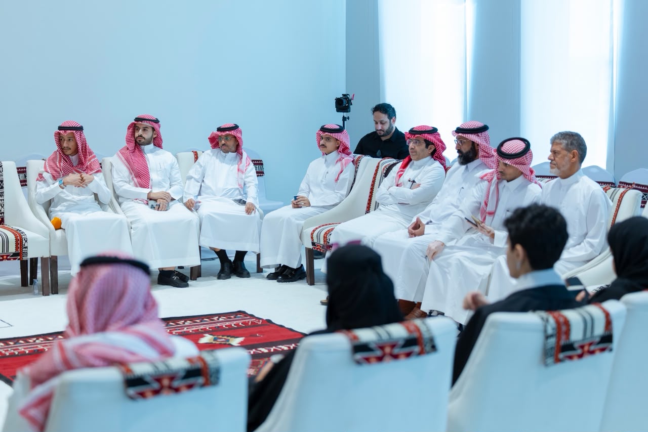 صورة من الألبوم