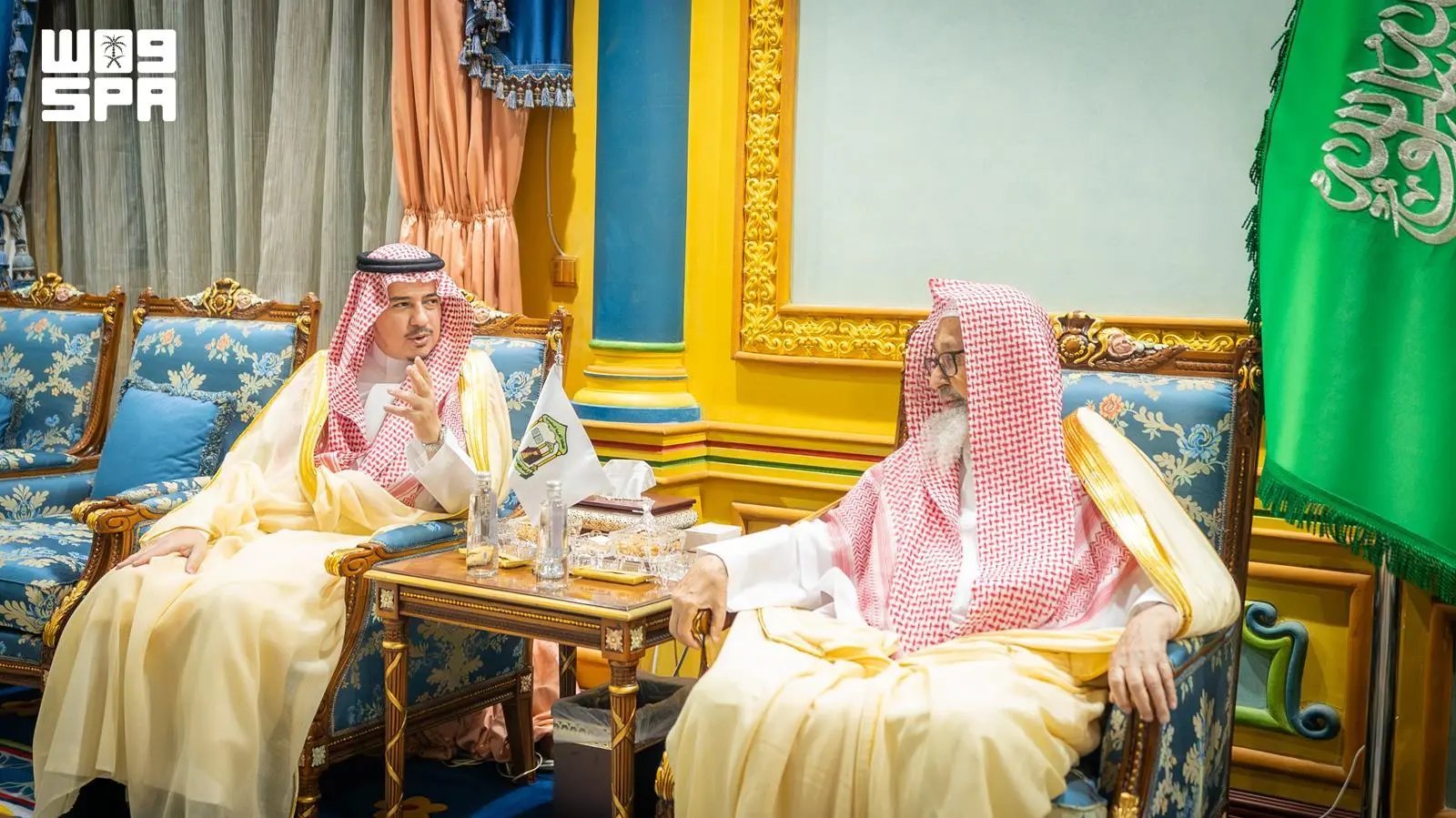 صورة من الألبوم