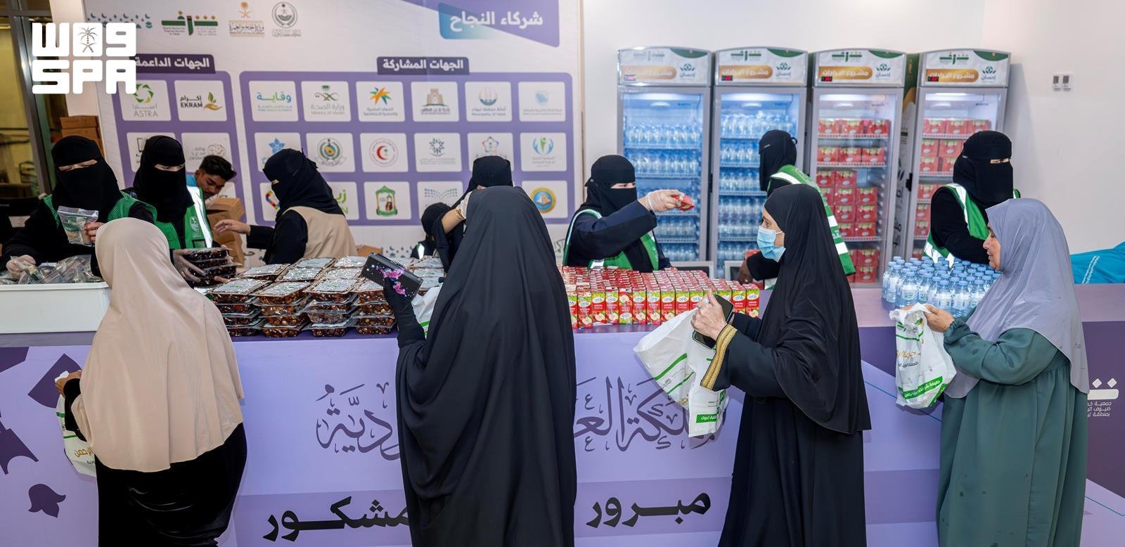 صورة من الألبوم