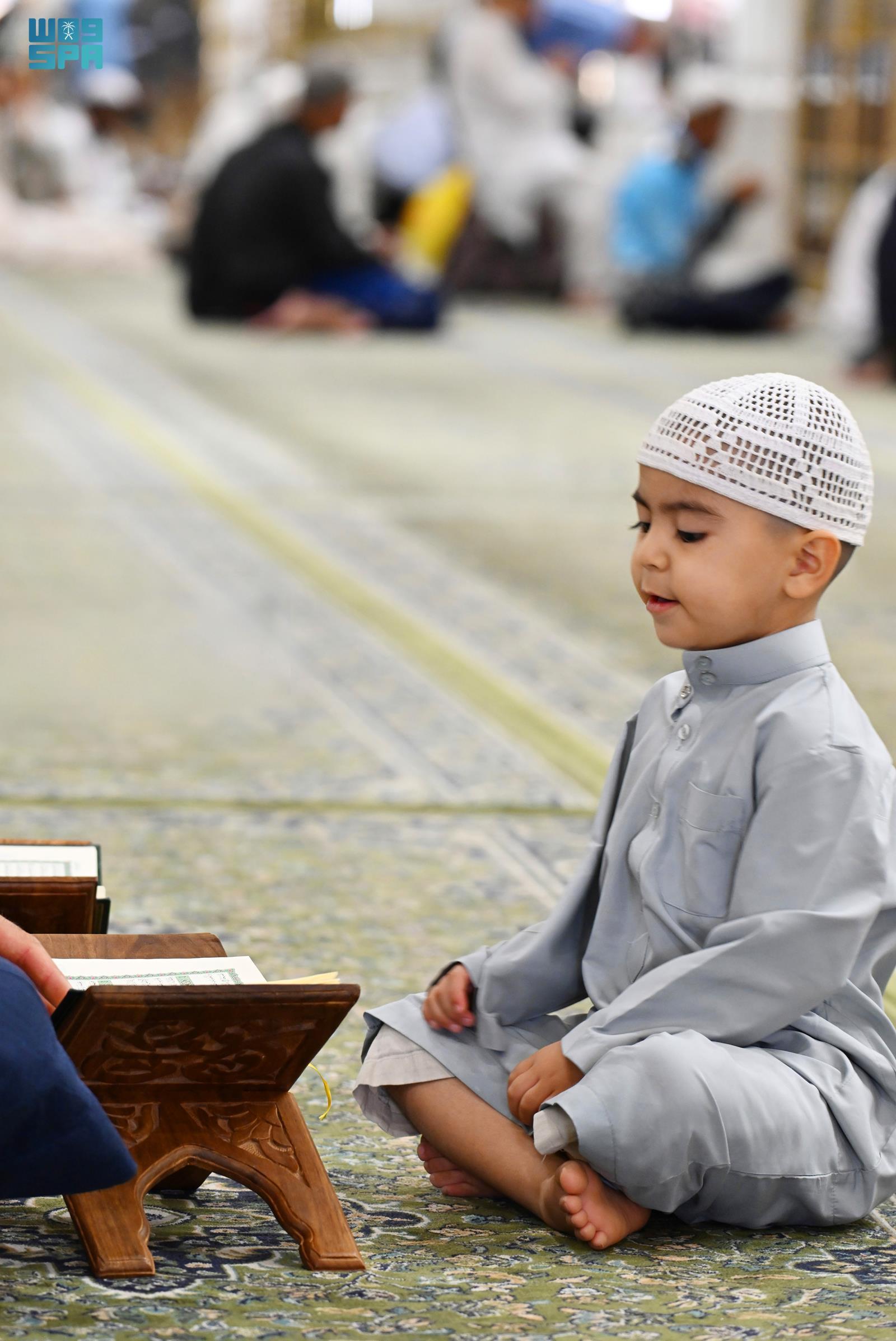 صورة من الألبوم
