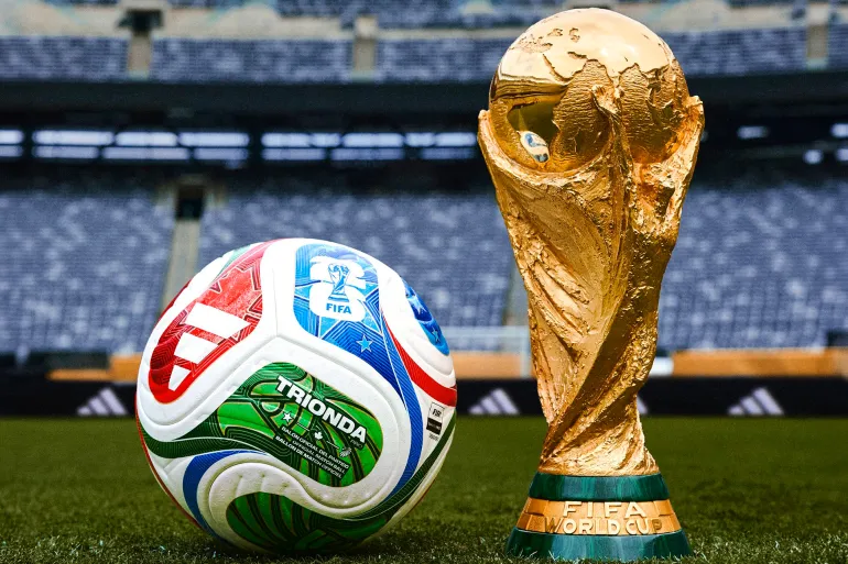 فيفا يرفع عائدات اندية كأس العالم 2026 إلى 355 مليون دولار. - الأندية ستحصل على مكافآت عن تصفيات كأس العالم لأول مرة، بحدود 2360 دولاراً لكل لاعب. - برنامج توزيع الأرباح يشمل 100 مليون دولار للأندية في التصفيات و250 مليون دولار للنهائيات 