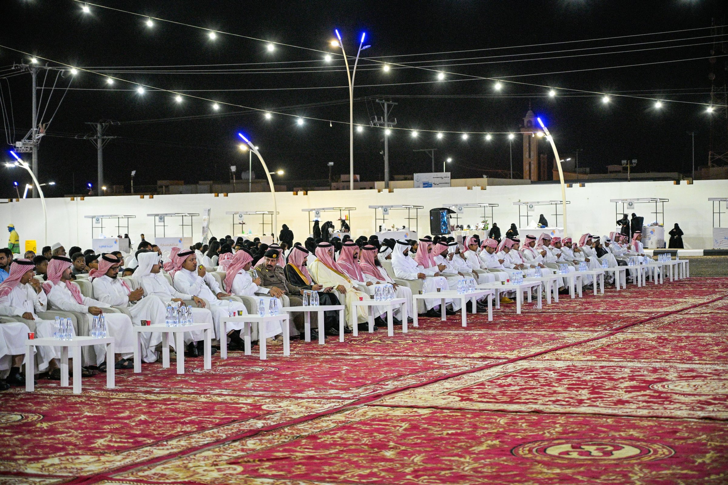 صورة من الألبوم