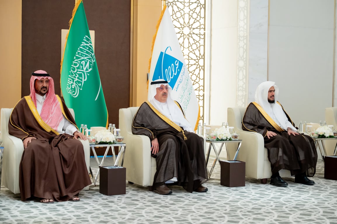 صورة من الألبوم