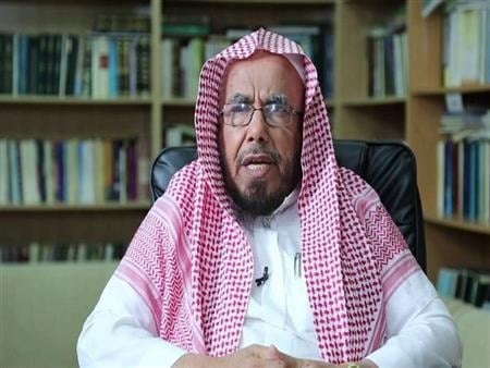 الدكتور المطلق: الأضحية واجبة والمبالغة في فهم مسألة الإمساك عن قص الشعر والأظافر غير مبررة - الإمساك عن قص الشعر والأظافر مستحب وليس واجباً. - بعض الناس يبالغون في فهم مسألة الإمساك، مما يؤدي لوساوس غير مبررة 
