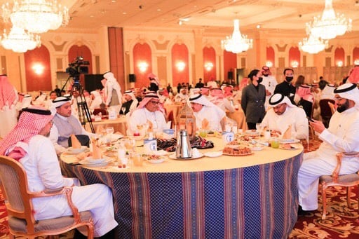 ?لرئيس التنفيذي لـالأرصاد يكرّم المتميزين