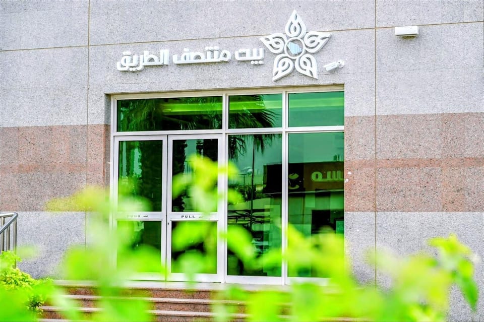 صورة من الألبوم