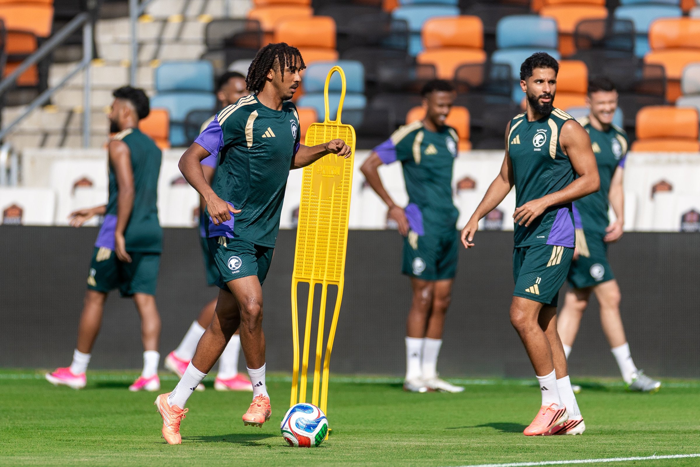 كأس العالم2026 .. الأخضر السعودي يختتم تحضيراته لمواجهة منتخب الرأس الأخضر - المباراة ستقام مساء اليوم بتوقيت الولايات المتحدة، فجر السبت بتوقيت المملكة. #السعوديه_الرأس_الأخضر 