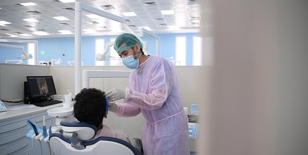 9604 مستفيدين من عيادات طب