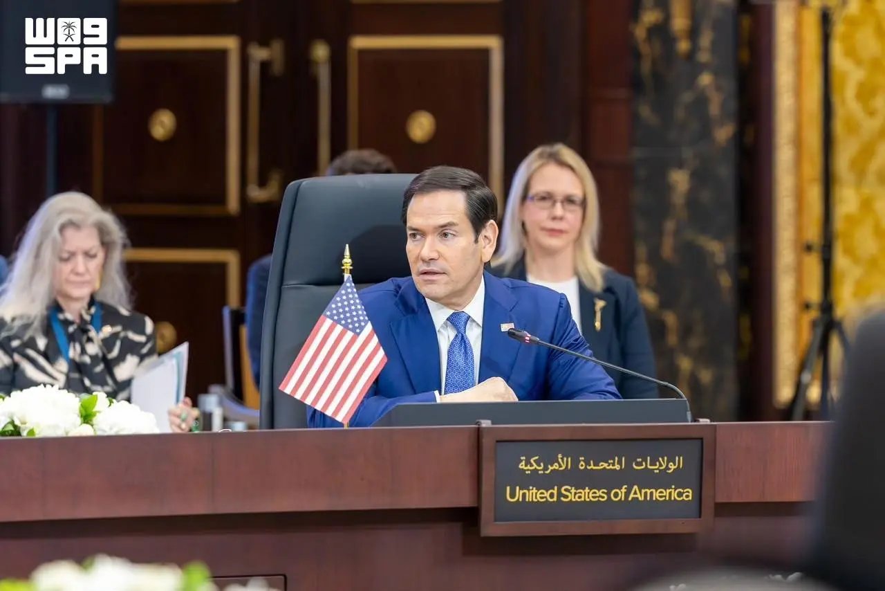 صورة من الألبوم