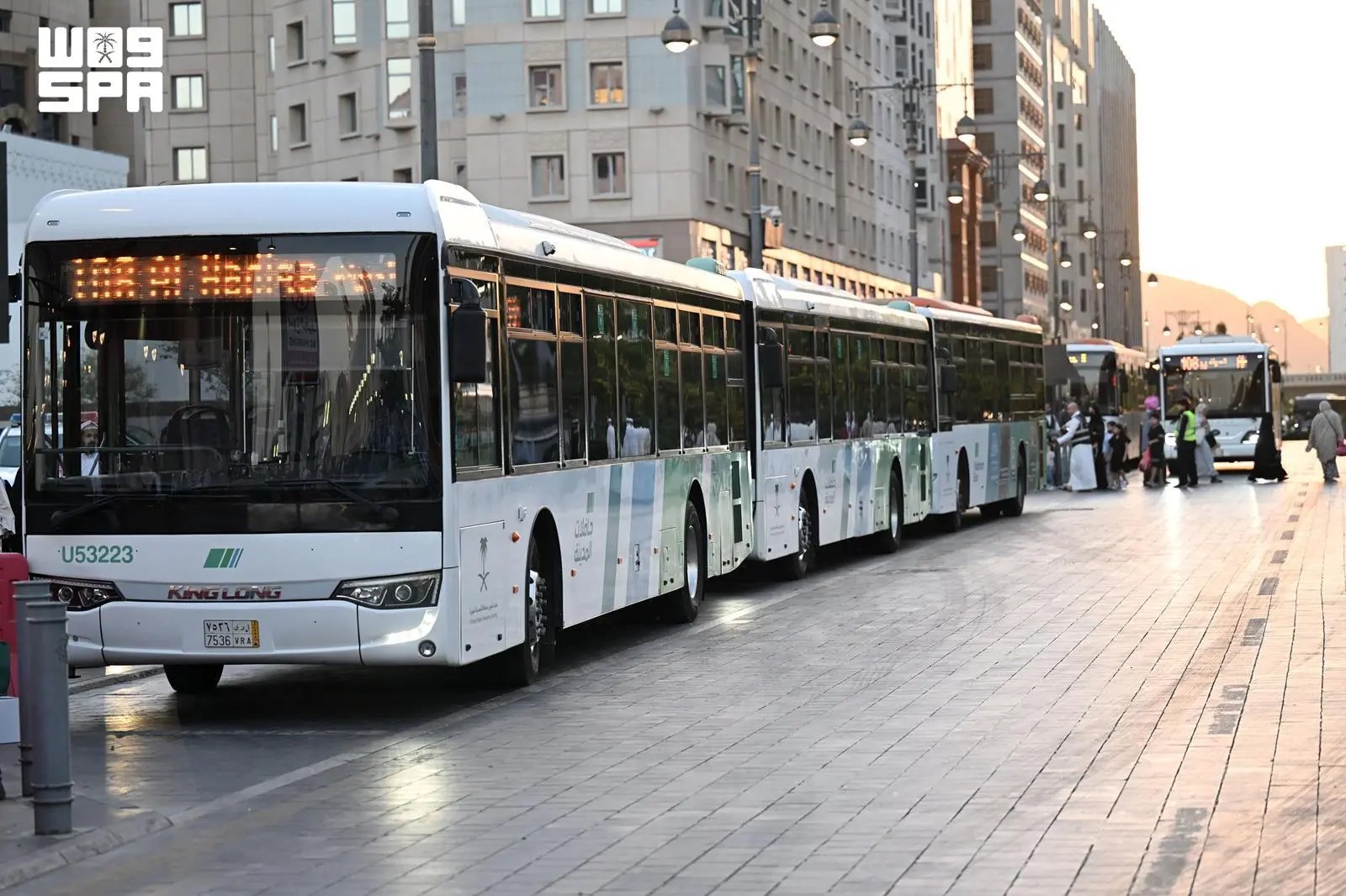 صورة من الألبوم
